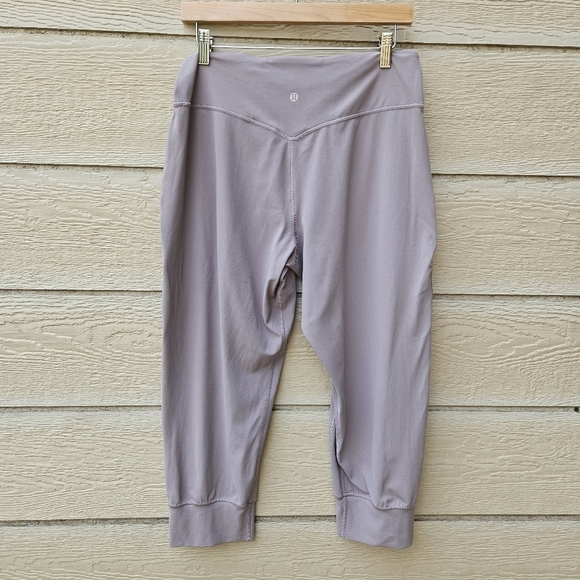 Lululemon Align Jogger Crop 23 in Violet Verbena size 12 - Picture 2 of 7